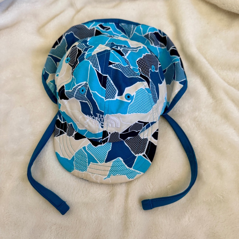 The North Face Infant Sun Hat Blue Geo Print Size 6-24M Chin Tie UPF 40 Brim